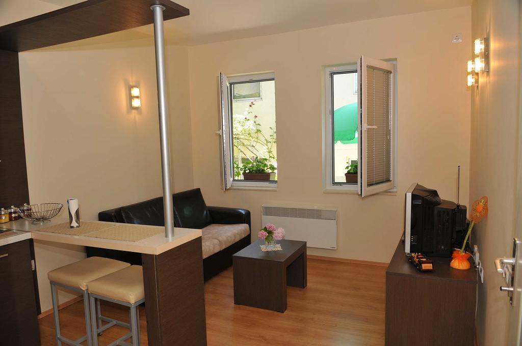 Chanovi Apartments Ohrid Bilik gambar